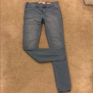 Light wash Hollister jeans